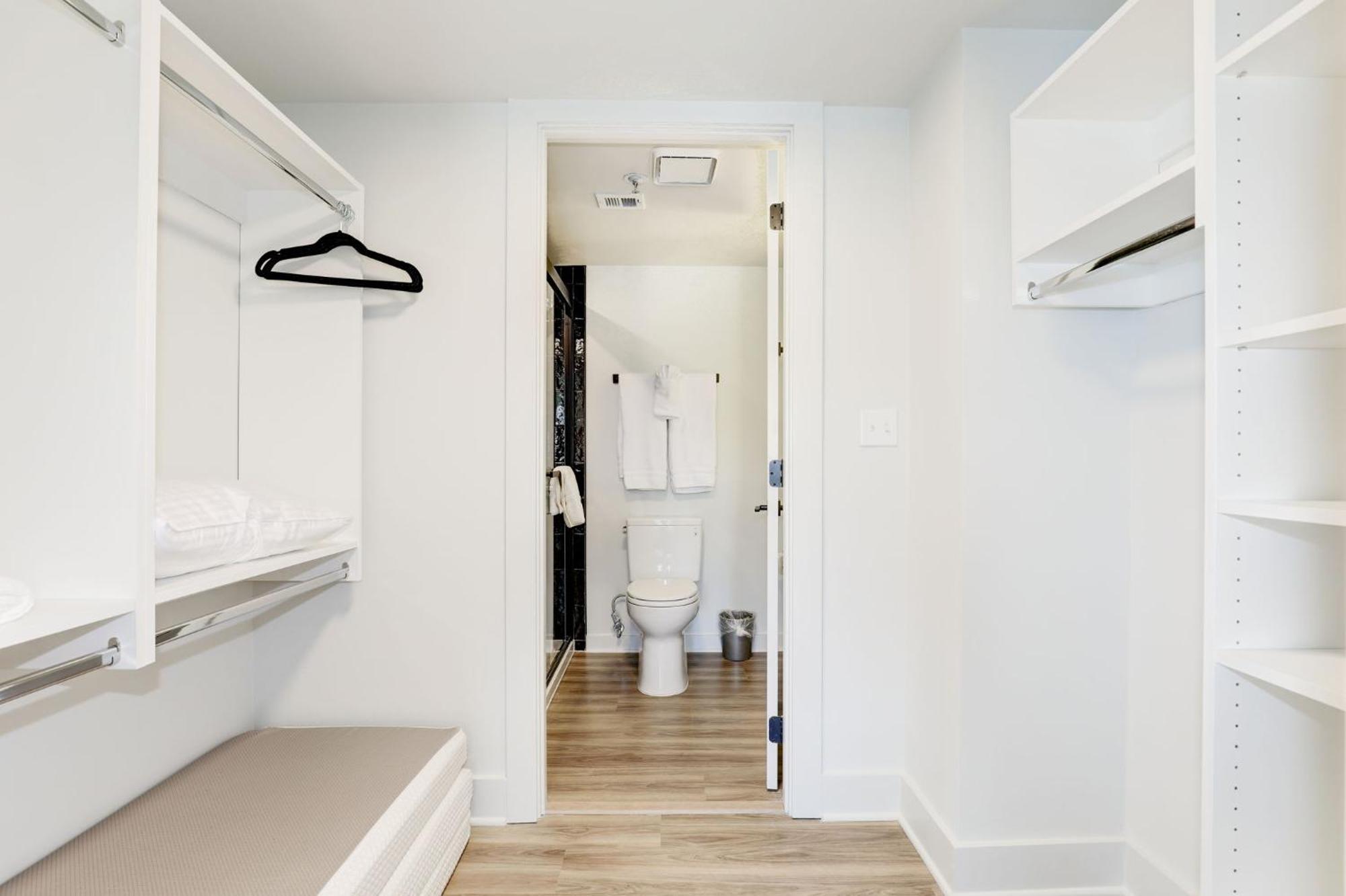 2Br Comfort Apartment In Prime Location 알링턴 외부 사진