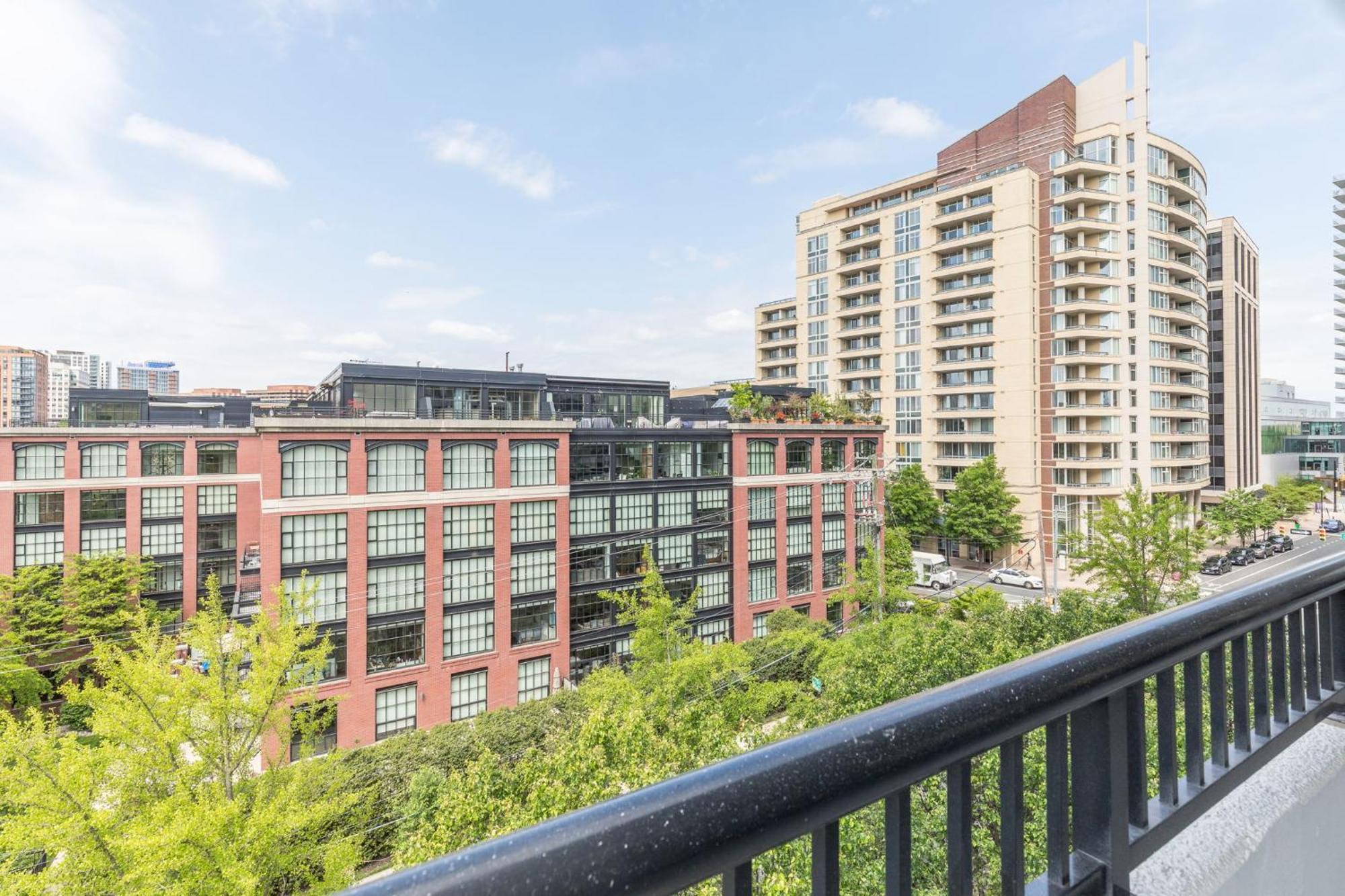 2Br Comfort Apartment In Prime Location 알링턴 외부 사진