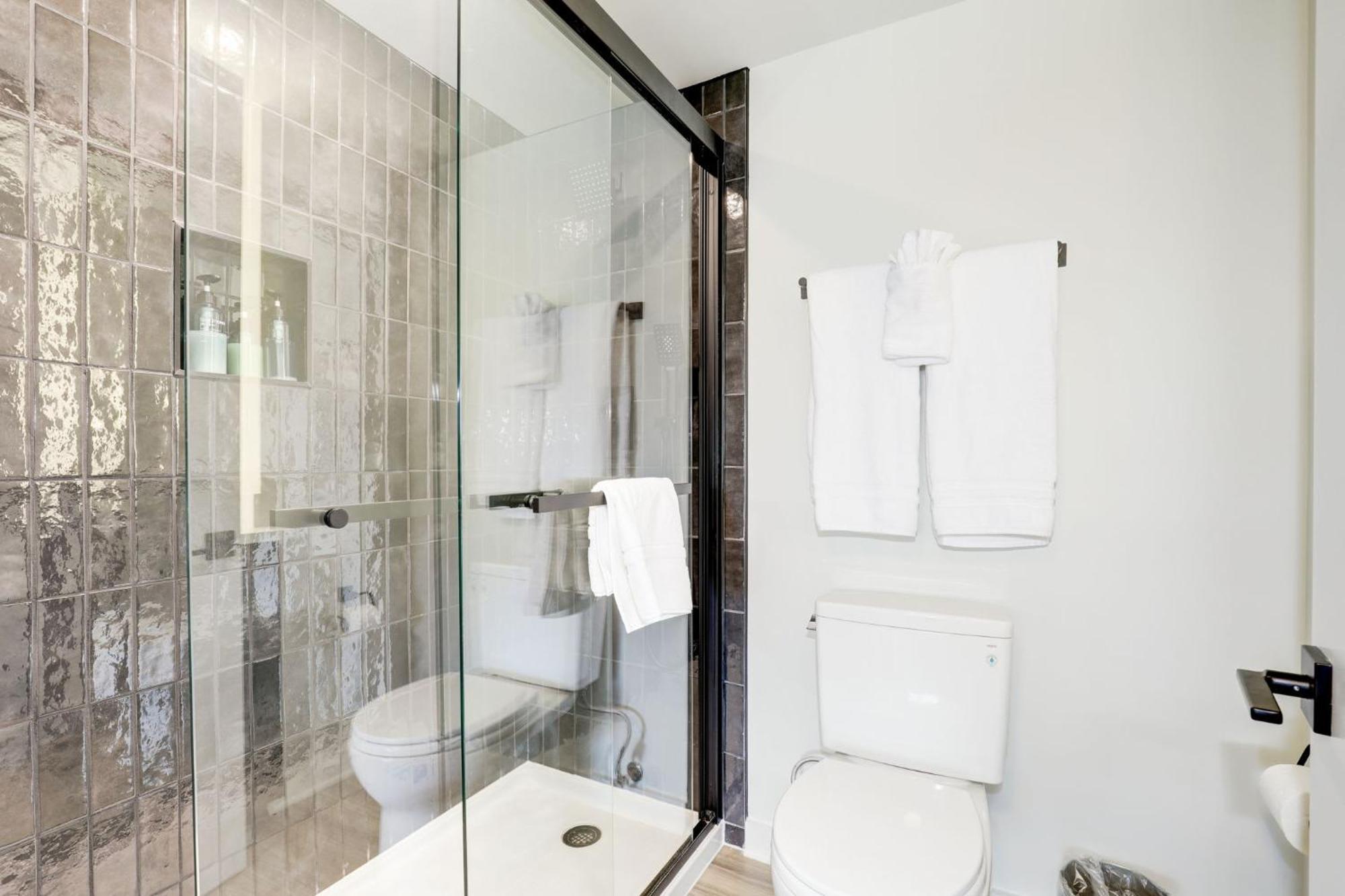 2Br Comfort Apartment In Prime Location 알링턴 외부 사진